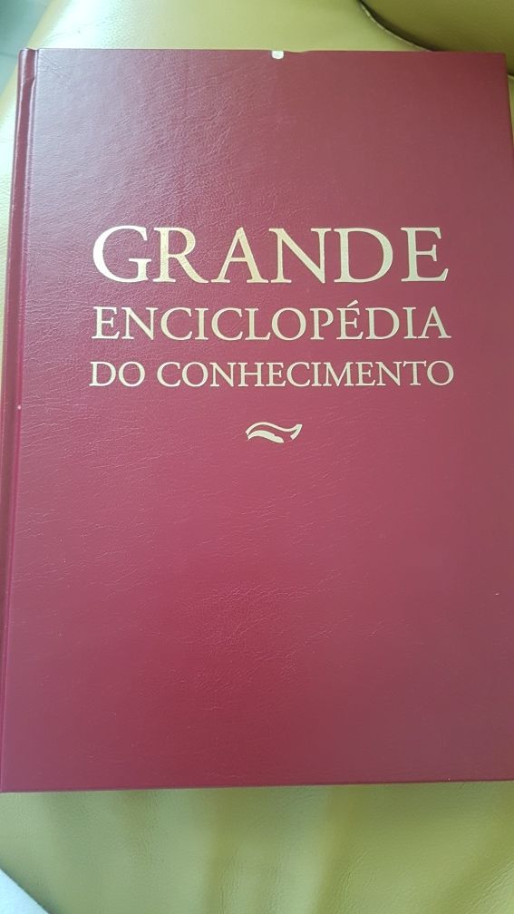 Enciclopédia “Grande Enciclopédia do Conhecimento”, 16 volumes