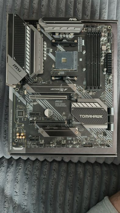 MSI B550 Tomahawk + Ryzen 5700x + windows 11