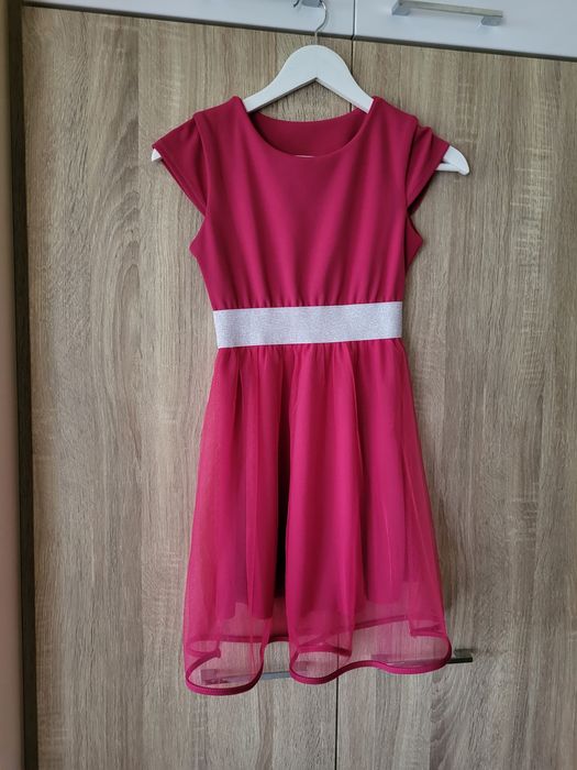 Sprzedam sukienki na lato dla dziewczynki