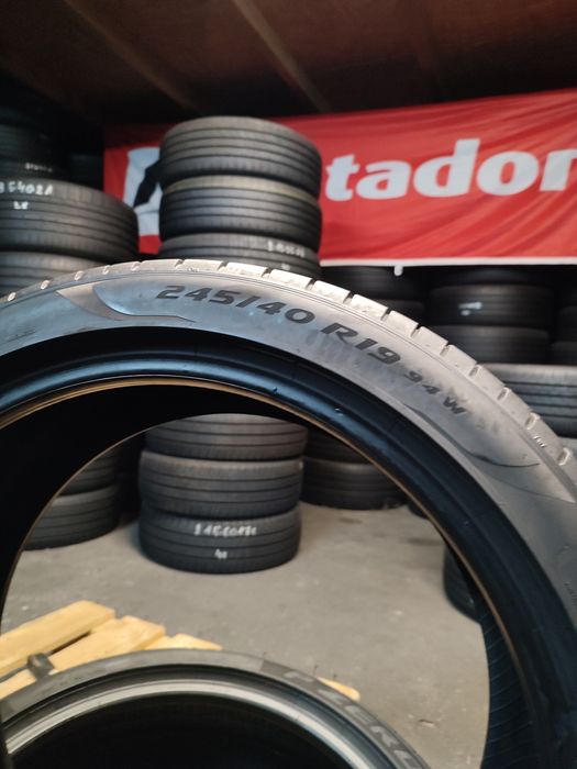 245/40/19 R19  √ Pirelli P Zero 94 W √