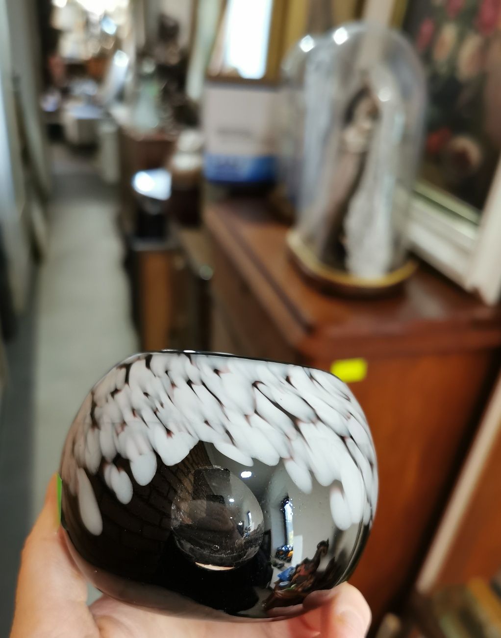 PROMOCJA Mini wazonik świecznik szklany okrągły kula czarna biała