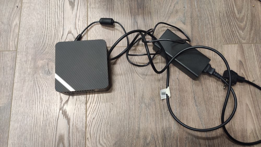 Minisforum UM690 AMD 6900HX проблемний