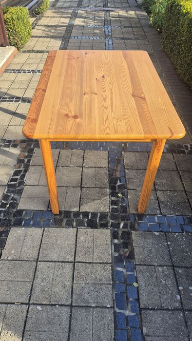 Stół drewniany - sosnowy