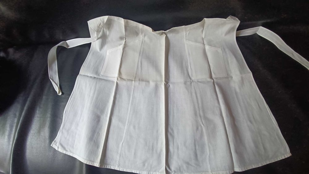 Fartuchy pielęgniarskie vintage