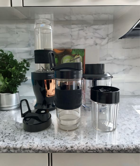 Blender kielichowy 3w1 – smoothie, koktajle, mielenie, siekanie 300W