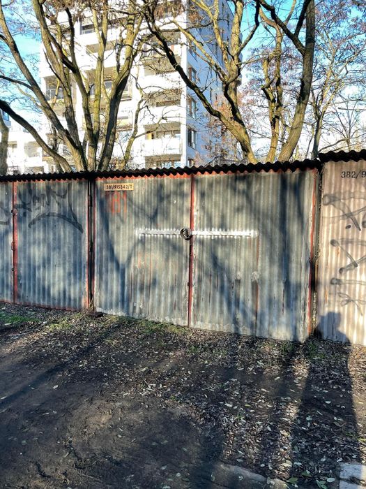 Wynajmę garaż blaszany