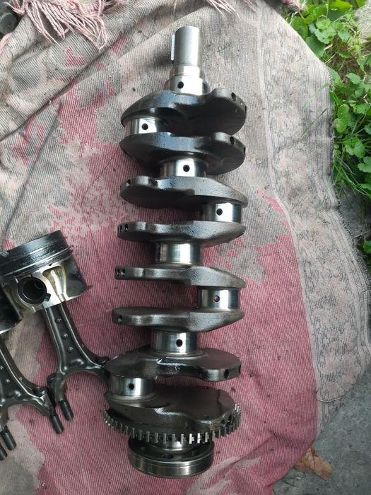 Продам клапанну кришку opel astra j A1.7DTR