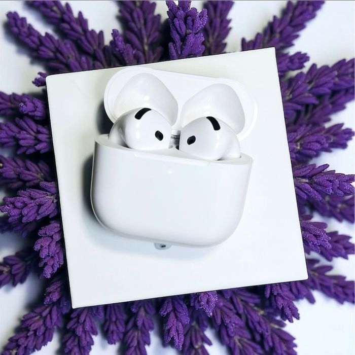 AirPods 4 + MagSafe