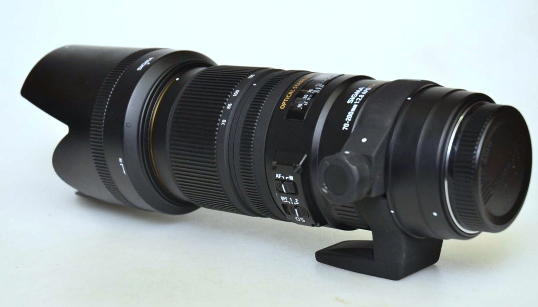 Sigma 70-200mm 1:2,8 APO DG HSM OS+adapter LA-EA3 z sony A na E