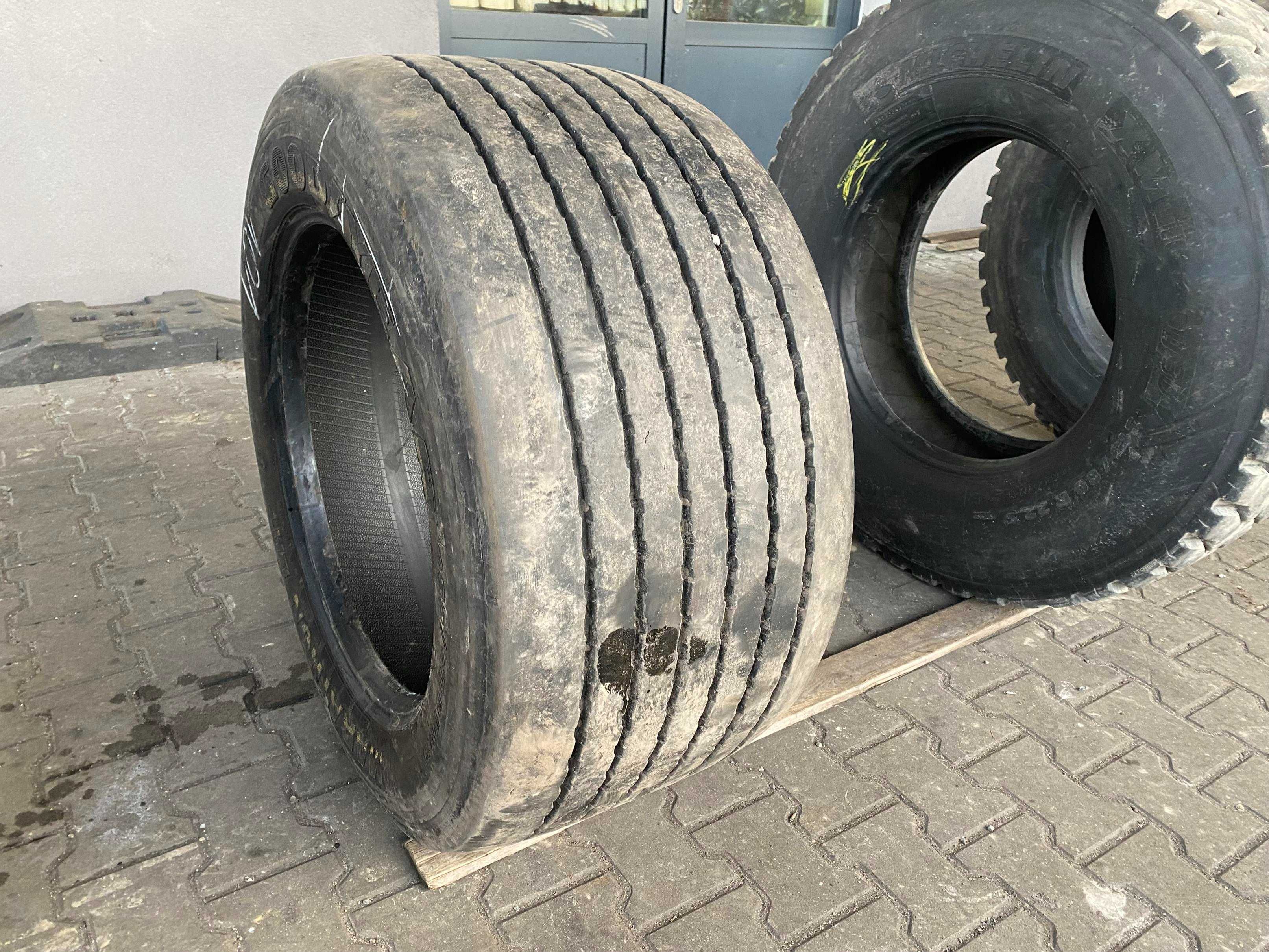 Opona 455/40R22.5 GOODYEAR MARATHON LHT + Naczepa Mega 11mm PLUS