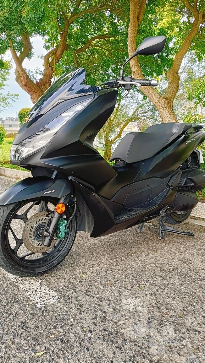 PCX 125 impecável