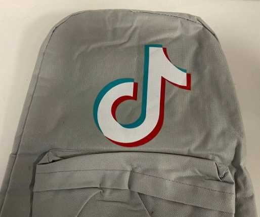 Продам рюкзак городской вместительный TikTok