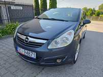 Opel Corsa Benzyna + LPG, Półskóry, Nagłośnienie subwoofer + wzmacniacz, Hak