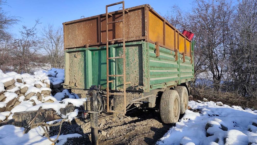 Przyczepa MUELLER Tandem przeładowcza 15t | Ślimak