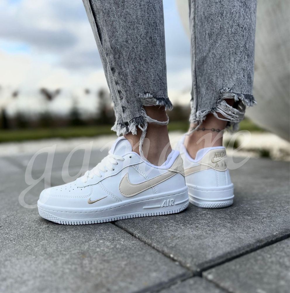 Damskie nike air force gruba podeszwa biało kremowe 36-40