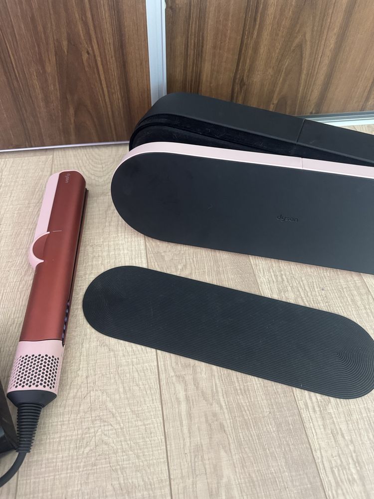 Dyson Airstrait Rosa