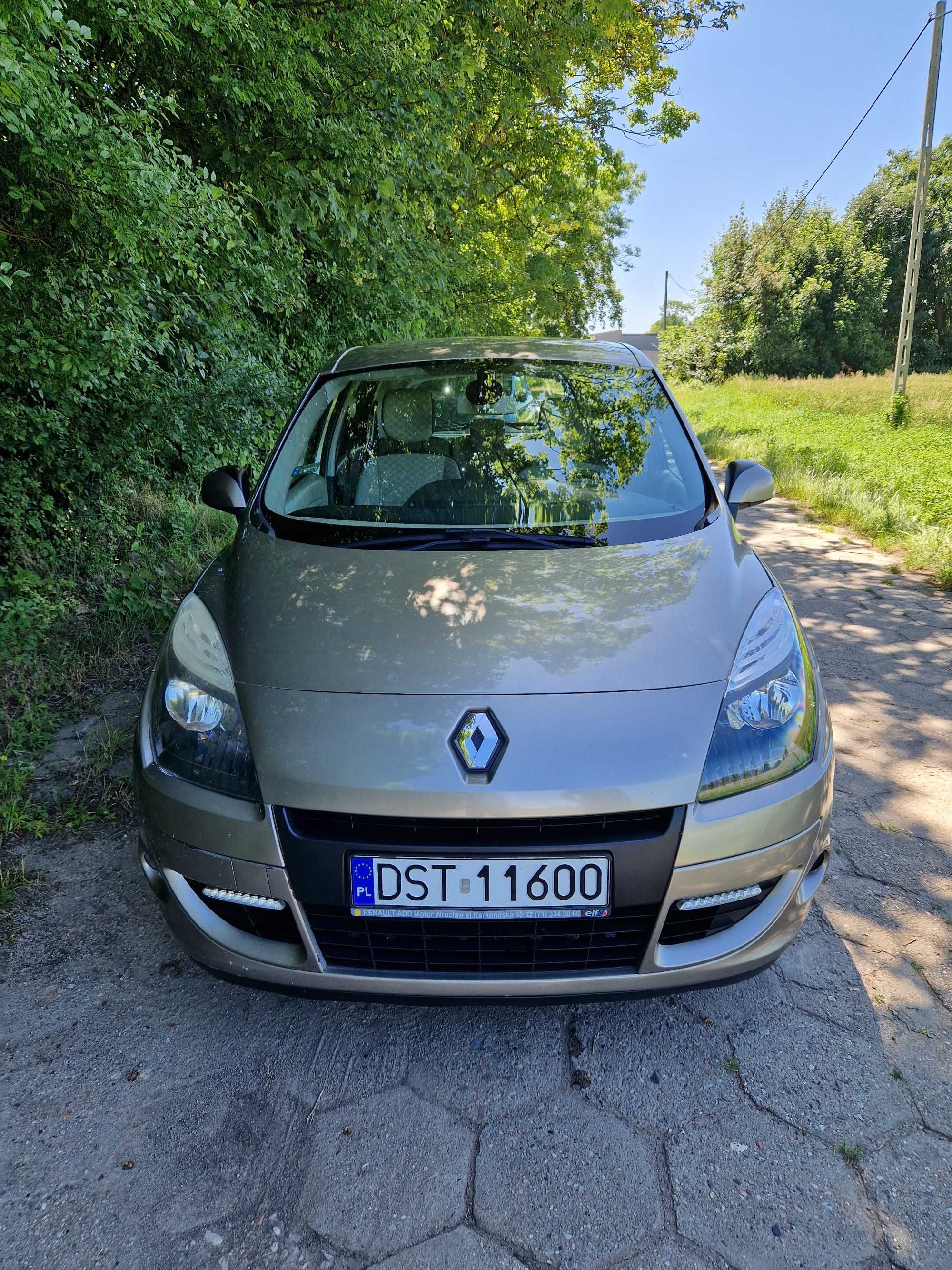 Sprzedam Renault Scenic 1.9 dCi