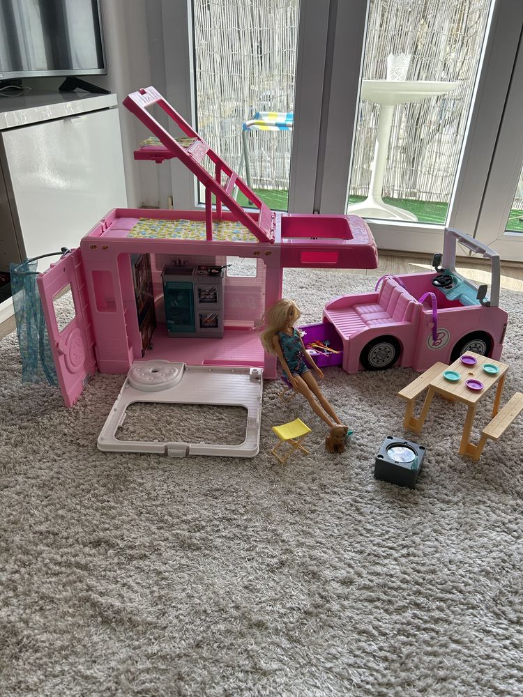 Autocaravana da Barbie