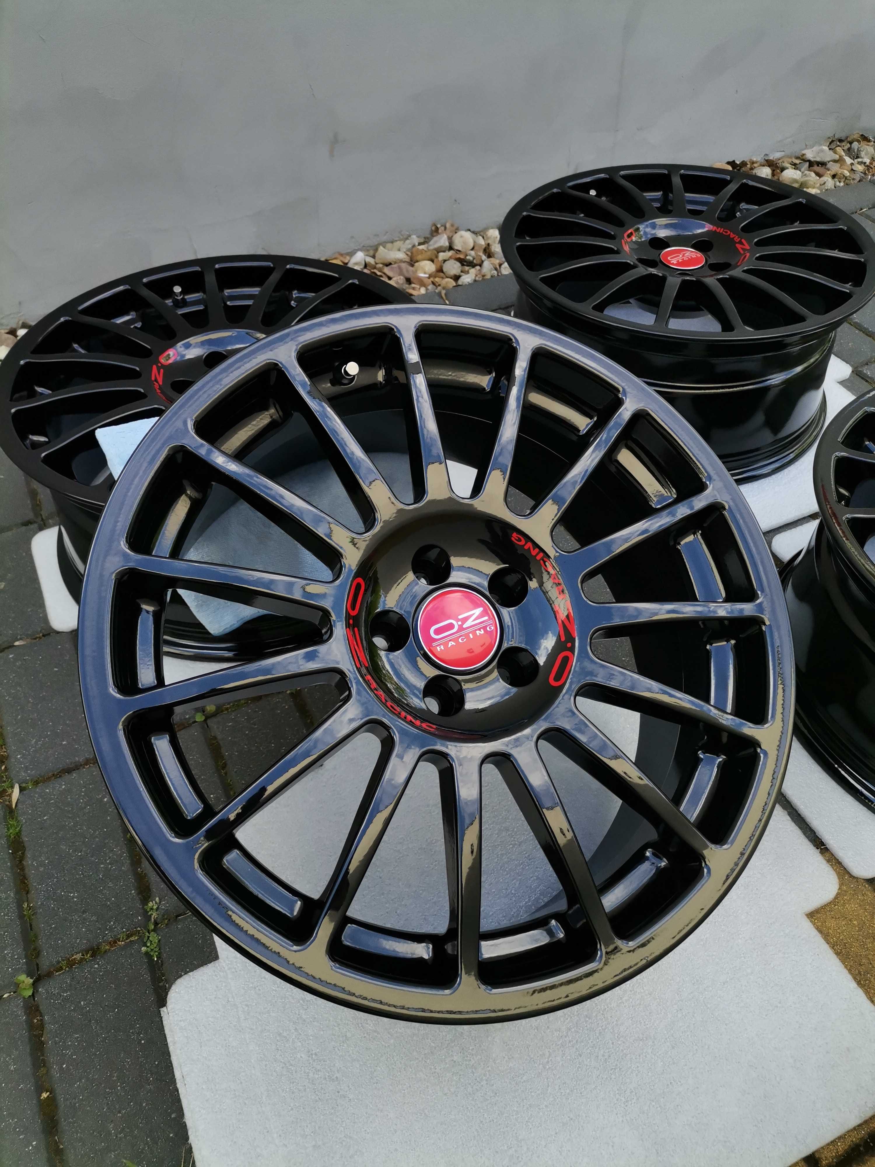 18'' 5x100 Oz Czarny fortepian Śliczne Vw Skoda Audi Subaru.