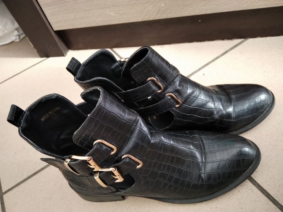 Buty czarne damskie MOHITO