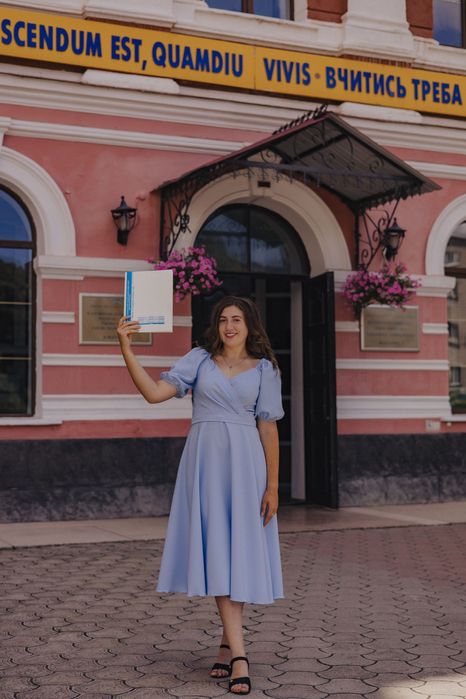 Сукня на випускний