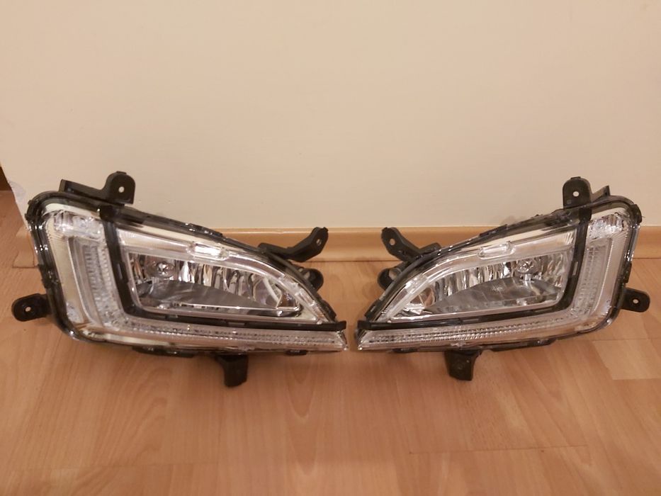 Hyundai Tucson lift lampa lampy halogen + led drl