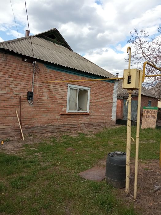 Продам будинок, з велик,учасником,,ціна дог