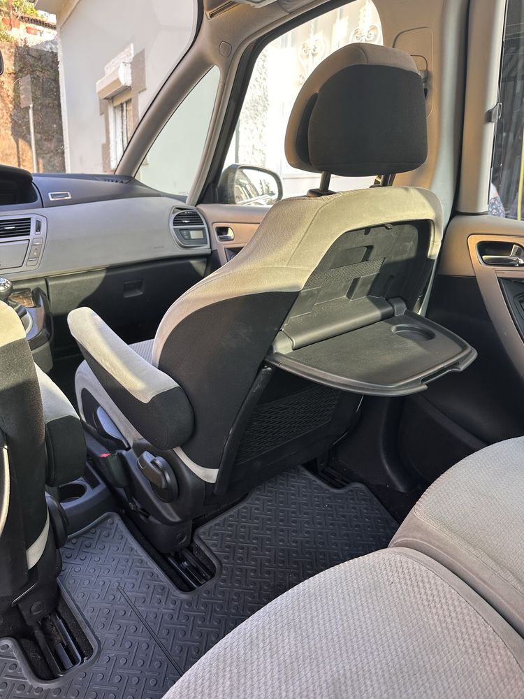 Citroen C4 picasso, aceito retomas, em excelente estado