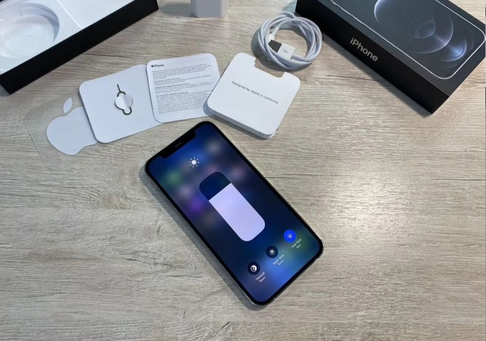 Продам Iphone 12 Pro 256gb оригинал