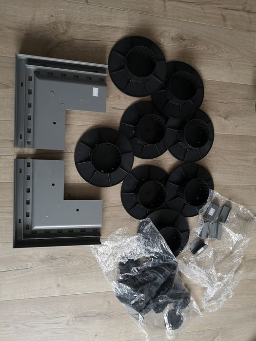 Narożniki systému Renoplast W20. Okazja.