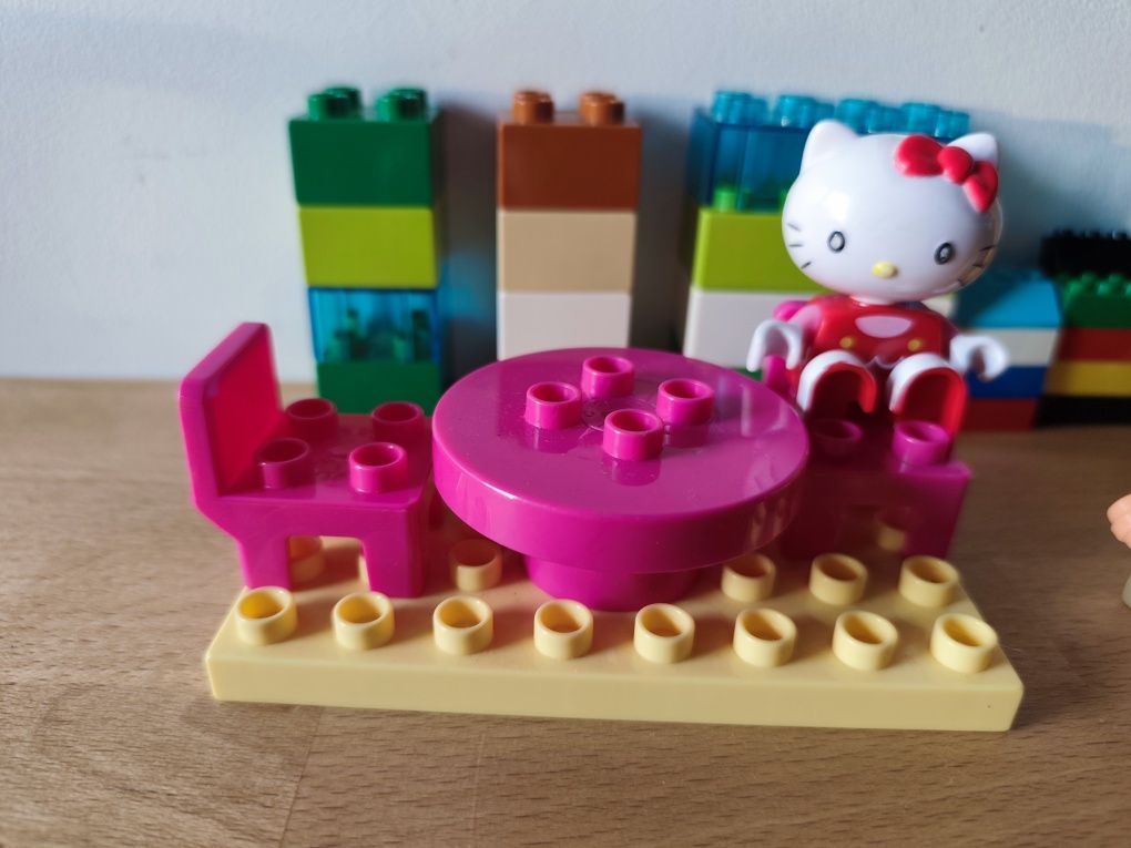LEGO Duplo zoo, hello kitty