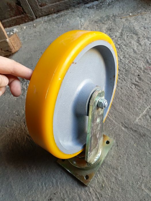 Koło żeliwno poliuretanowe 92Z 2szt P