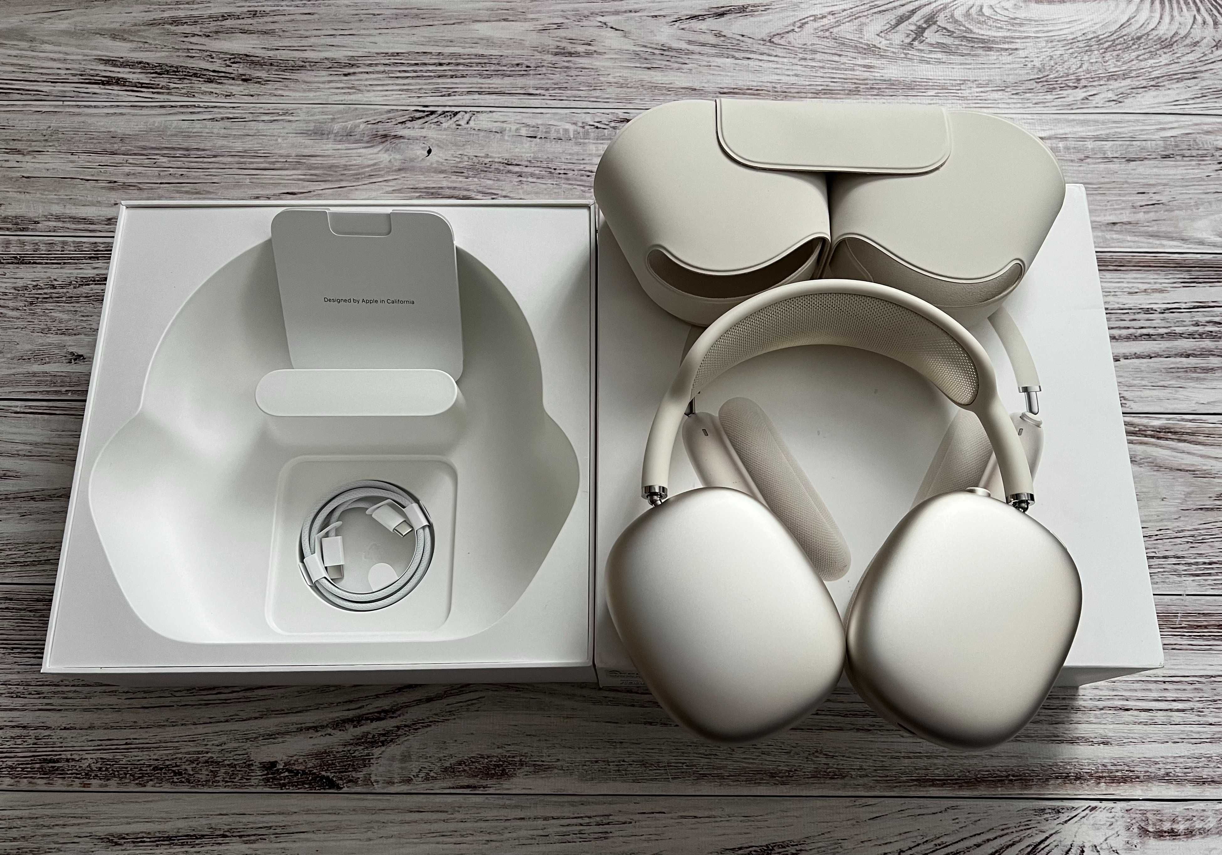 Apple AirPods Max Starlight Open Box