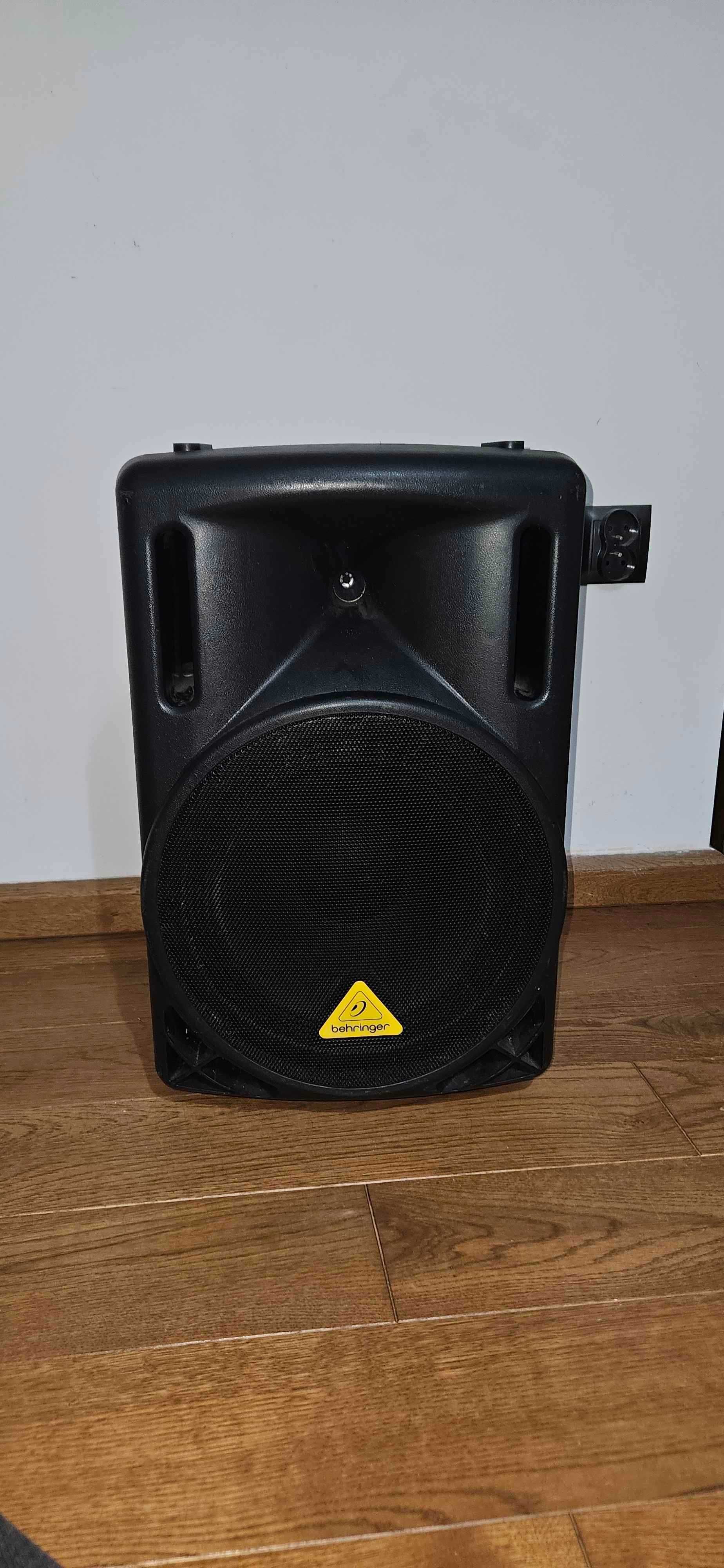 Behringer B212D 550W kolumna aktywna