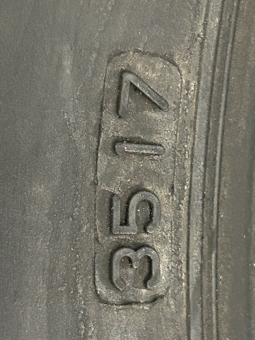 Opony Zimowe Bridgestone 225/55/17 Bardzo Ładne