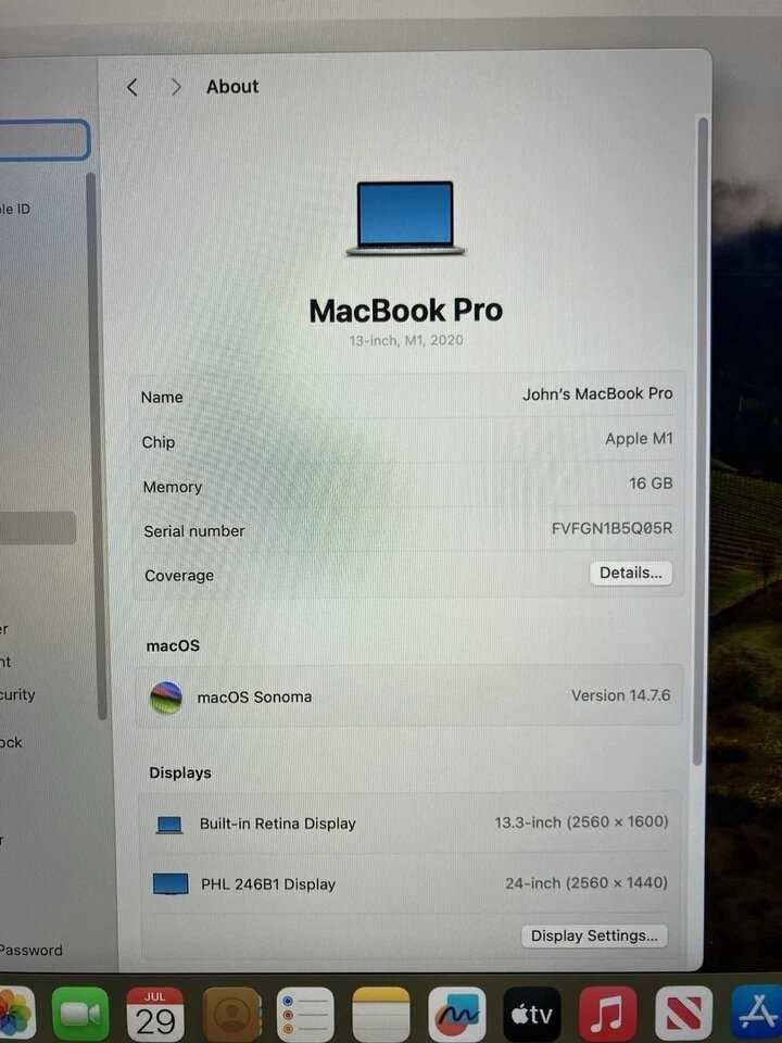 MacBook Pro 13 cali z 2020 roku