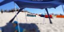 SUN NINJA Tenda de campismo e prraia dobrável com pá de areia, e pinos