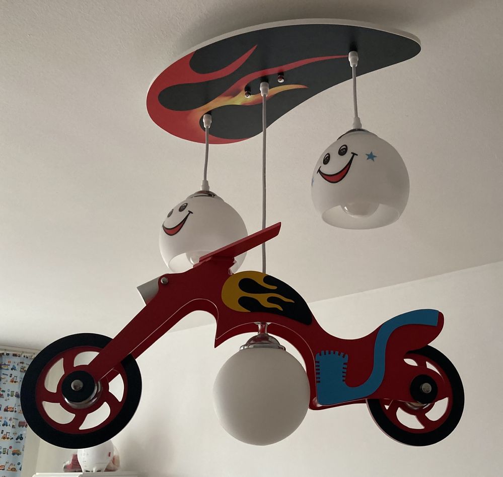 Lampa wiszącą motocykl