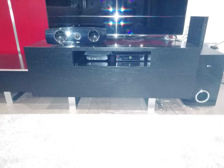 Movel TV - Sala madeira wengue/preto