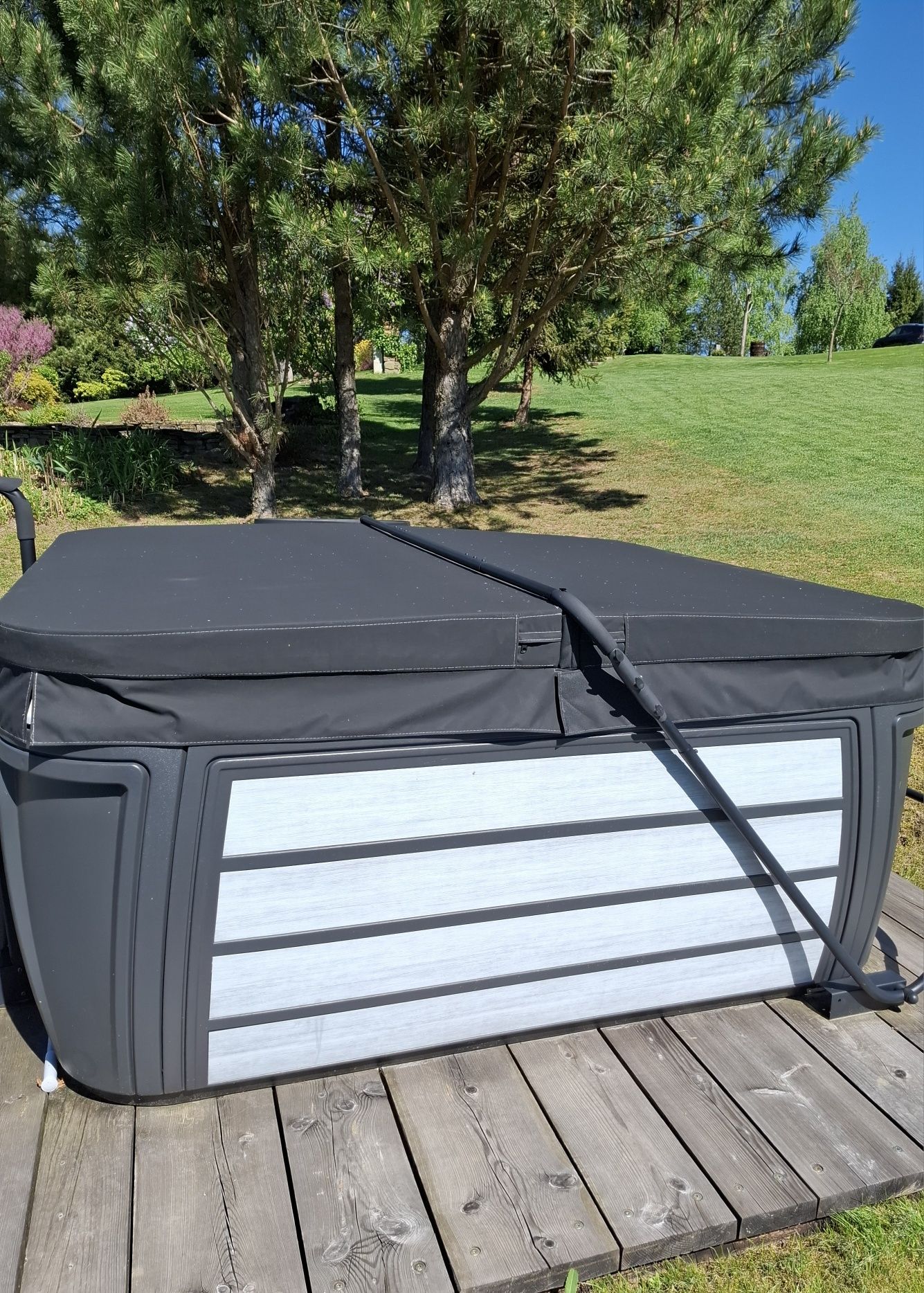 Jacuzzi  Sunrise Spas Ultimate Collection