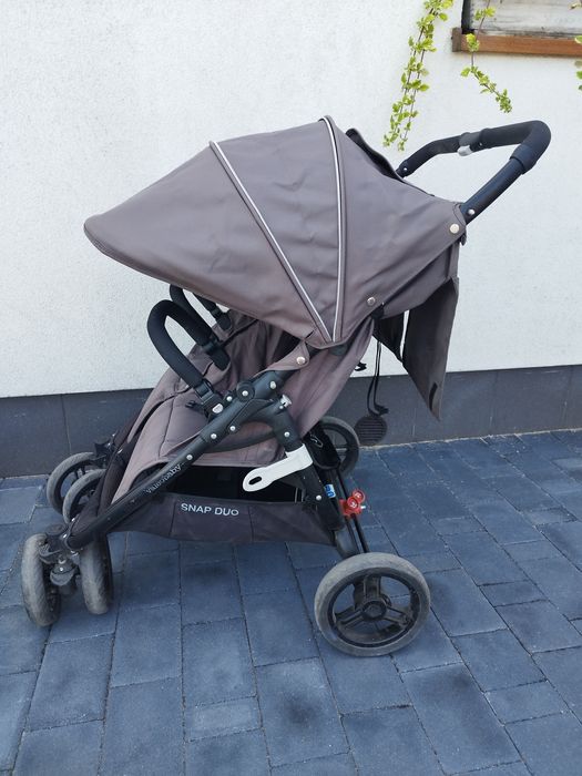 Wózek valco baby snap bliźniaki dla bliźniaków rok po roku