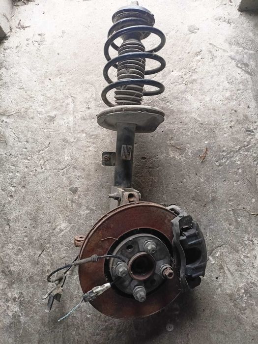 Стойка Сітроєн С4