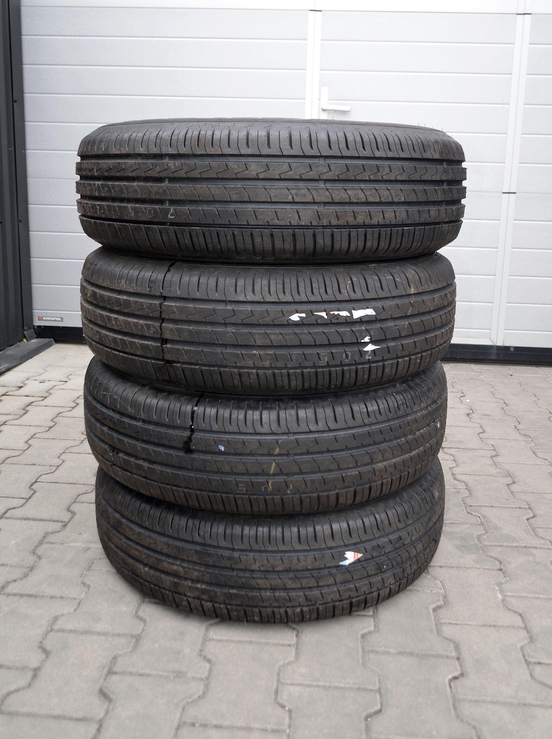 4 Opony Falken 235/70 R17 Nowe