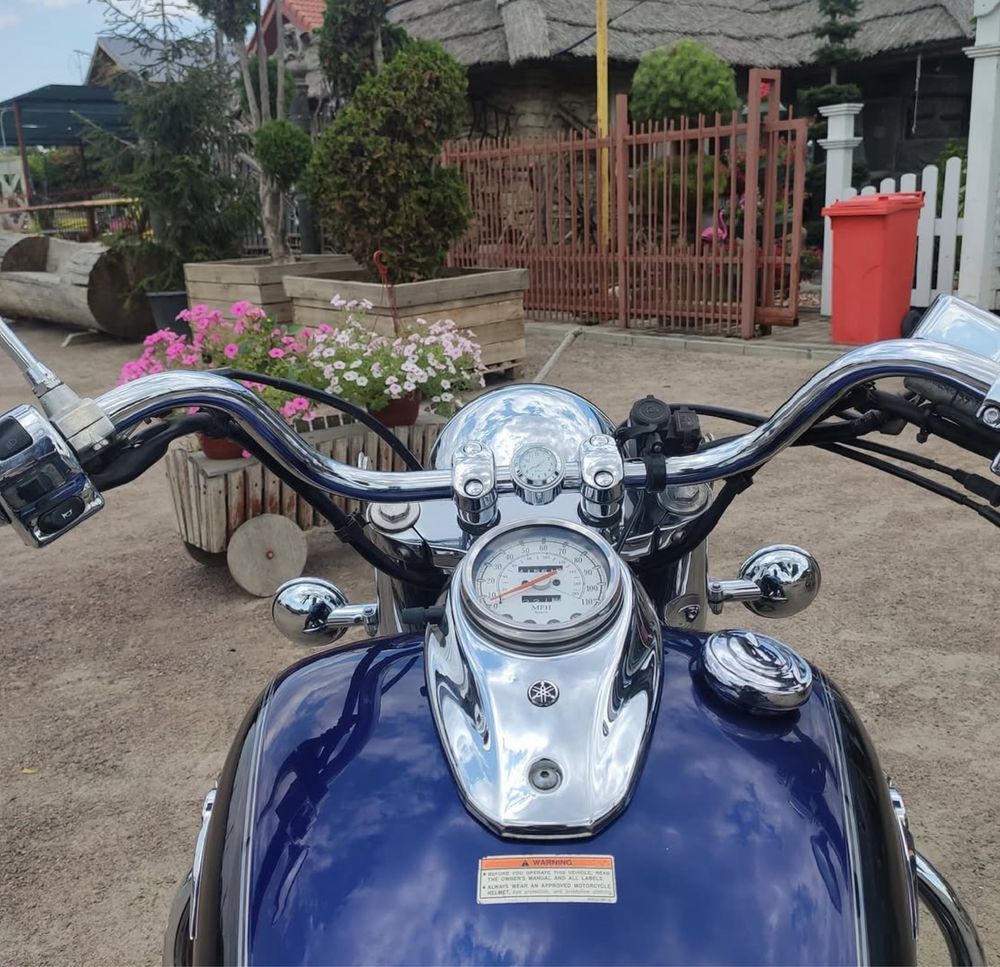 Мотоцикл Yamaha V-Star 650 Classic Selverado