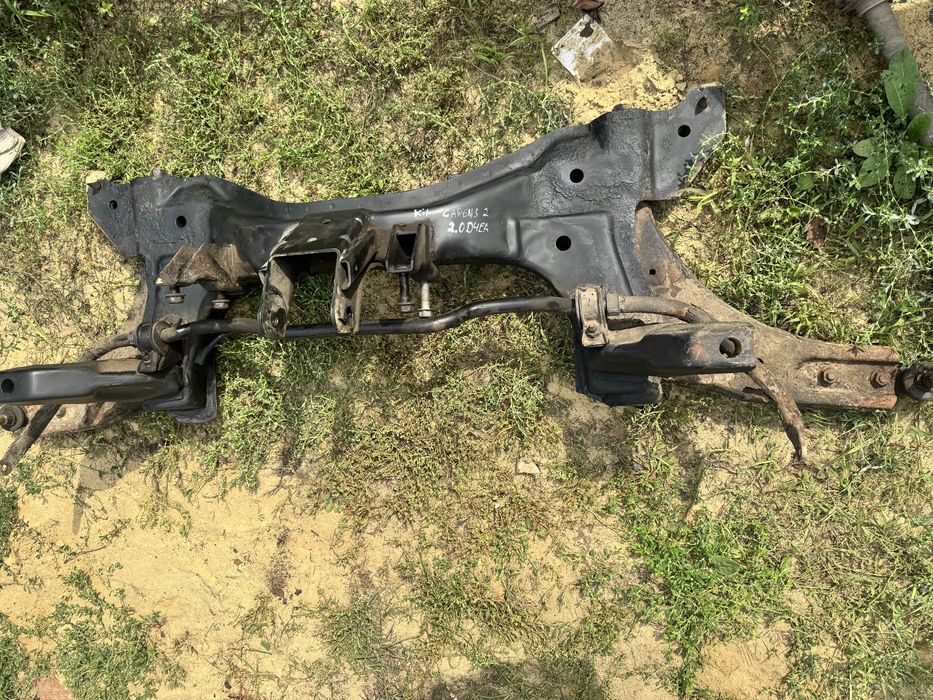 Передня балка kia carens 2.0 crdi d4ea підрамник подрамник кіа каренс2