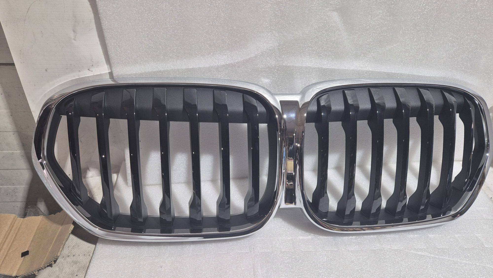 Grill atrapa bmw x1 f48 lift nowy oryginał