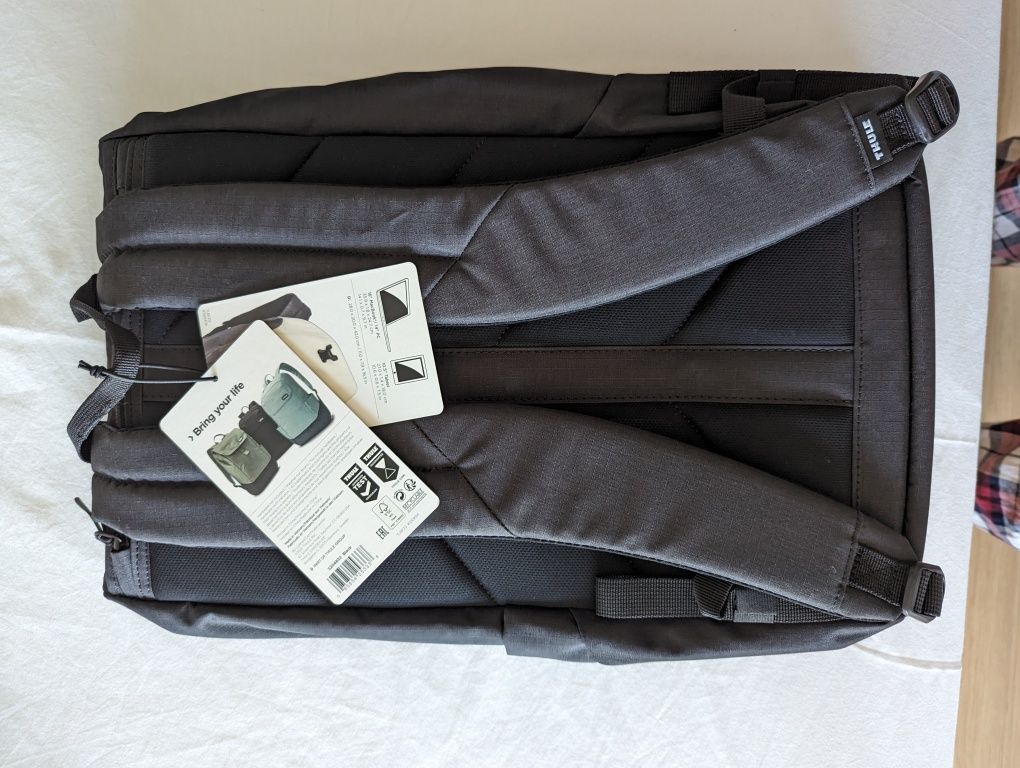 Mochila Thule Laptop Portátil Computador Nova