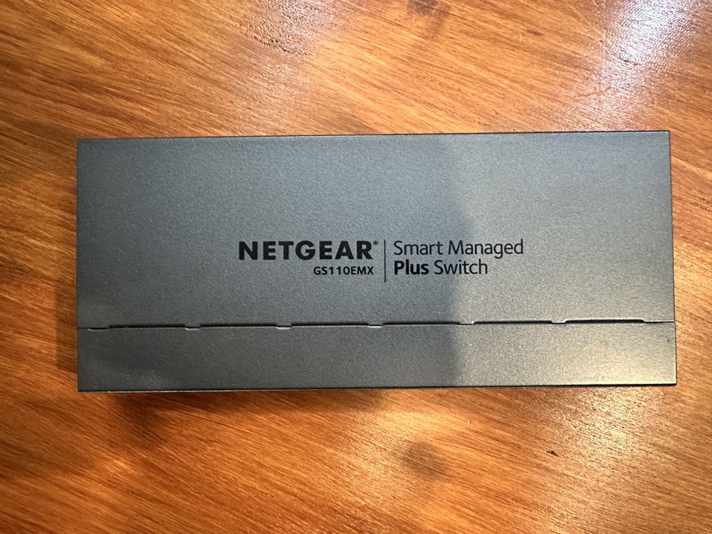 Switch Netgear GS110EMX 2 Portas 10Gbit + 8 Portas Gigabit