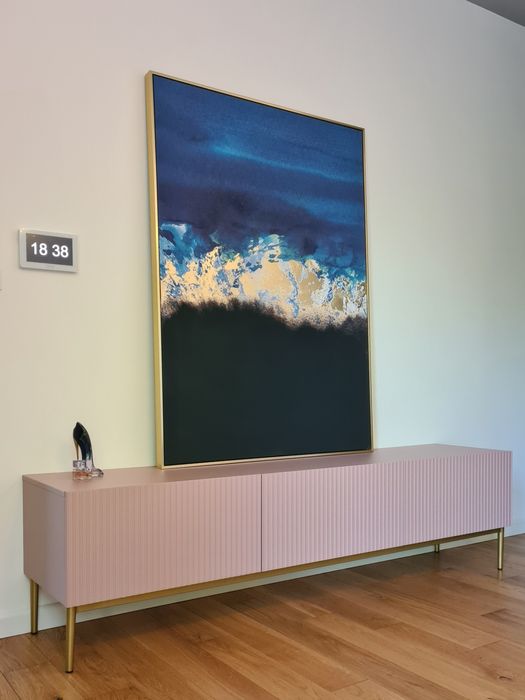 Szafka RTV - Ryflowane fronty, pudrowy róż, 200 cm