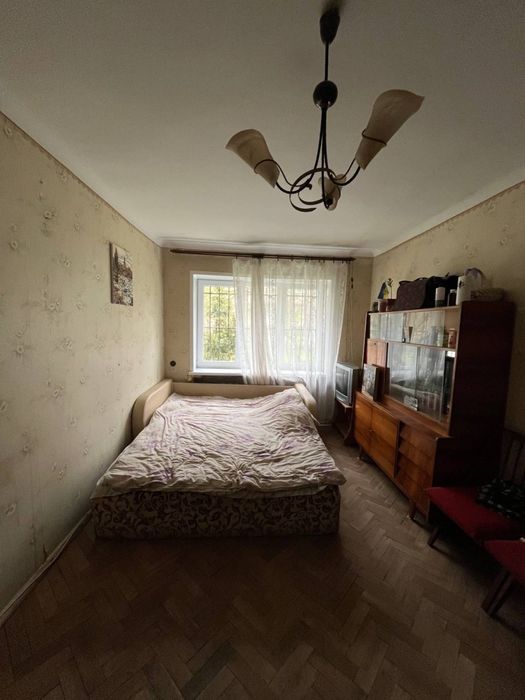 Продаж 2 кімнатної квартири по вул. Каховській